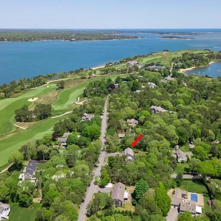 Exclusive Neighborhood 1 2 Mi From Jackknife Beach